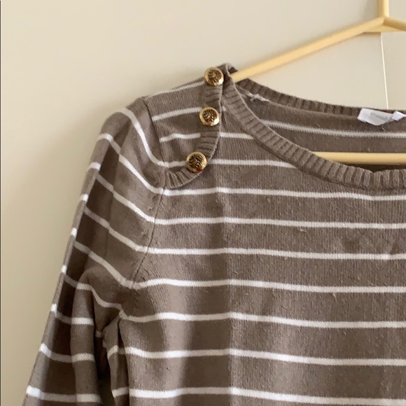 Sweater - Picture 2 of 3